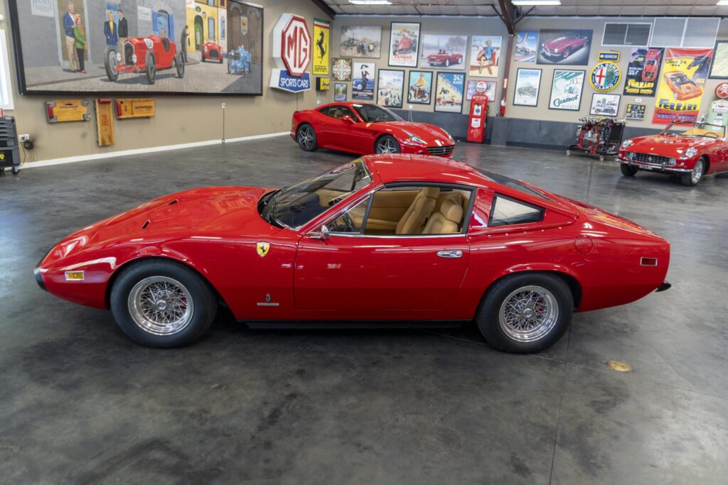 1972 Ferrari 365GTC/4 Convertible | Exterior View 72