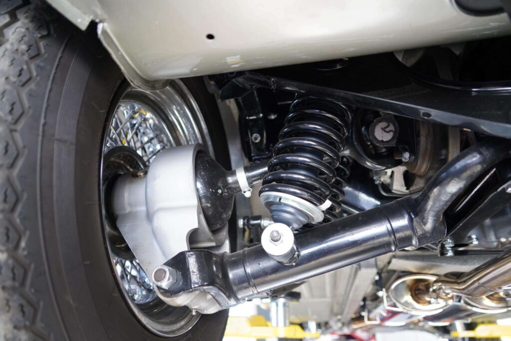 1965 Jaguar XKE Coupe #31588 | Exterior View 6