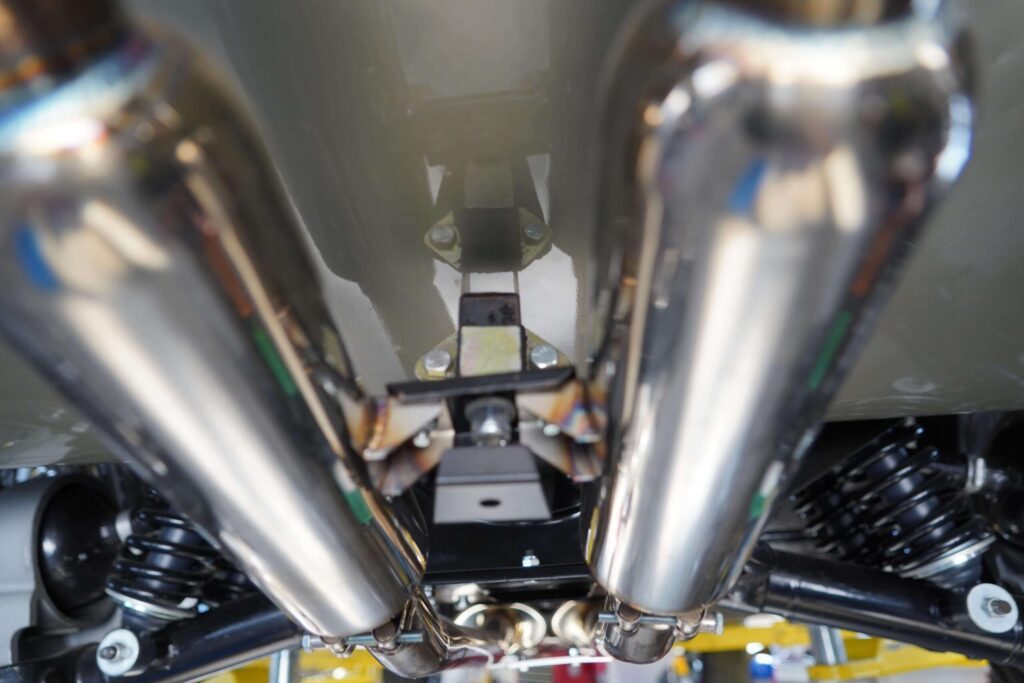 1965 Jaguar XKE Coupe #31588 | Exterior View 9