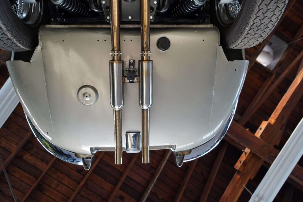 1965 Jaguar XKE Coupe #31588 | Exterior View 10