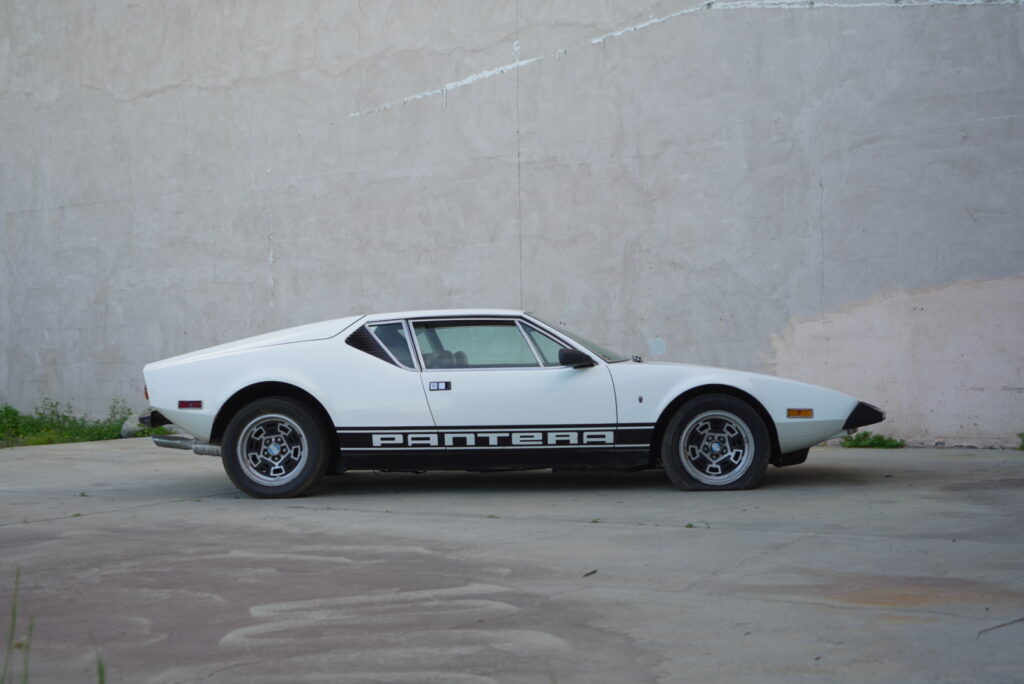 1973 De Tomaso Pantera #4392 | Exterior View 9