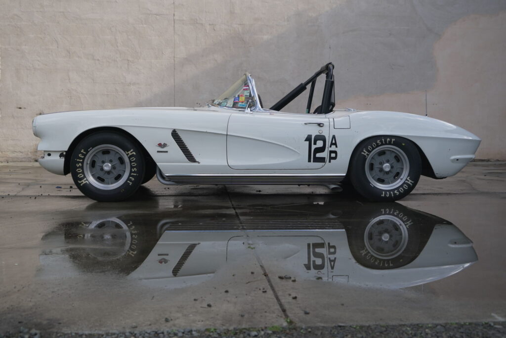 1962 Fuel Injected Corvette #106315 | Exterior View 31