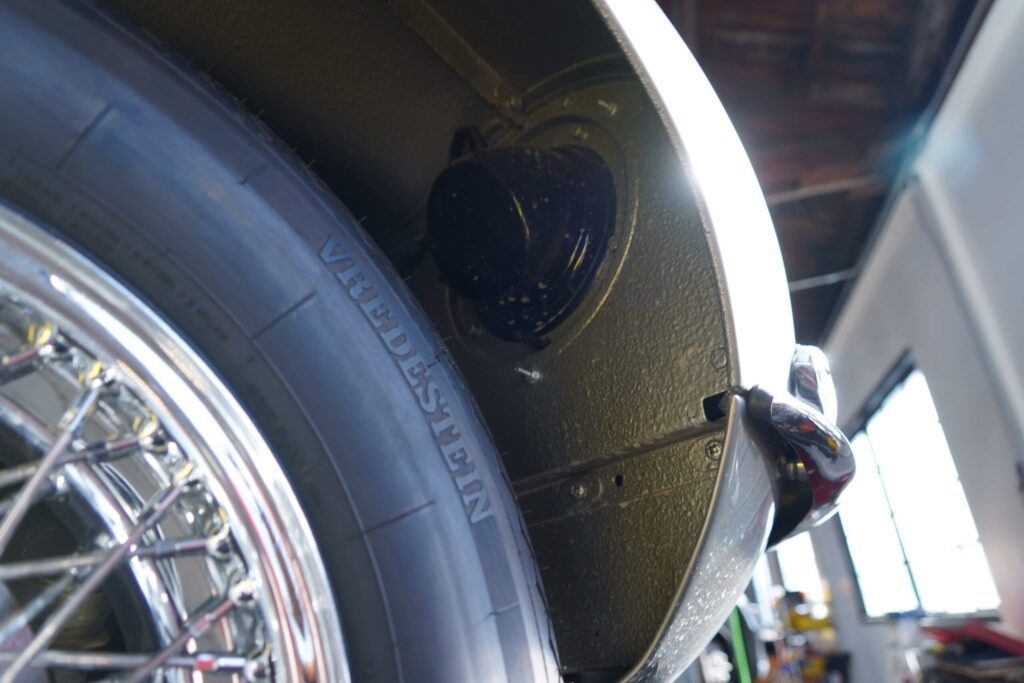 1965 Jaguar XKE Coupe #31588 | Exterior View 29
