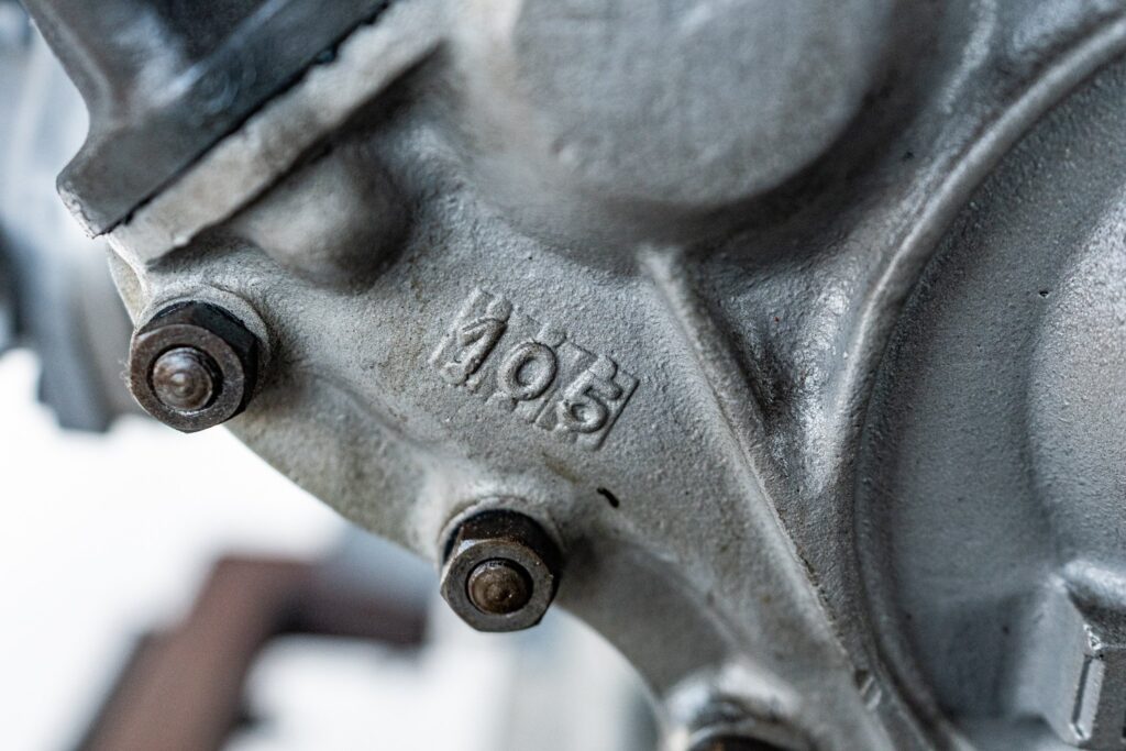 1955 500 Mondial Series II engine | Exterior View 2