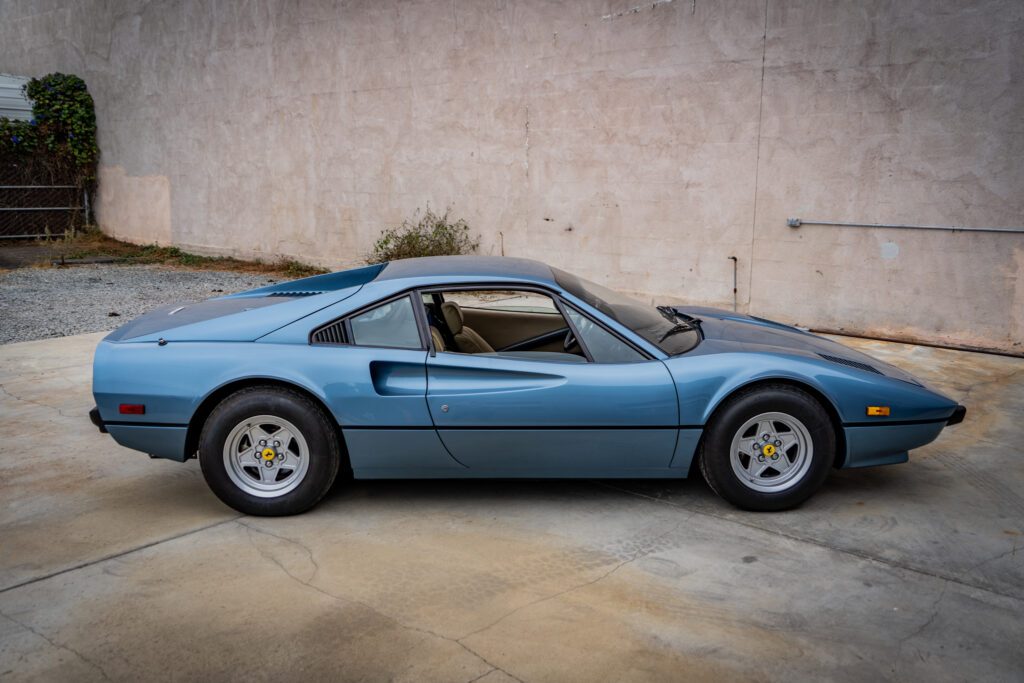 1977 Ferrari 308 GTB #22641 | Exterior View 6