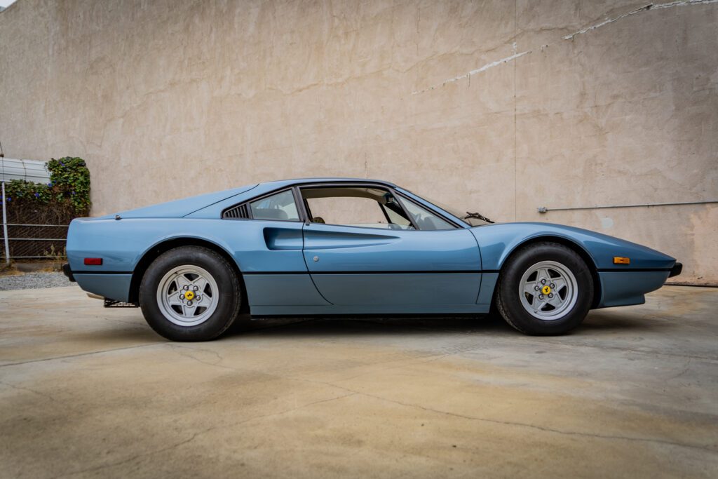 1977 Ferrari 308 GTB #22641 | Exterior View 7