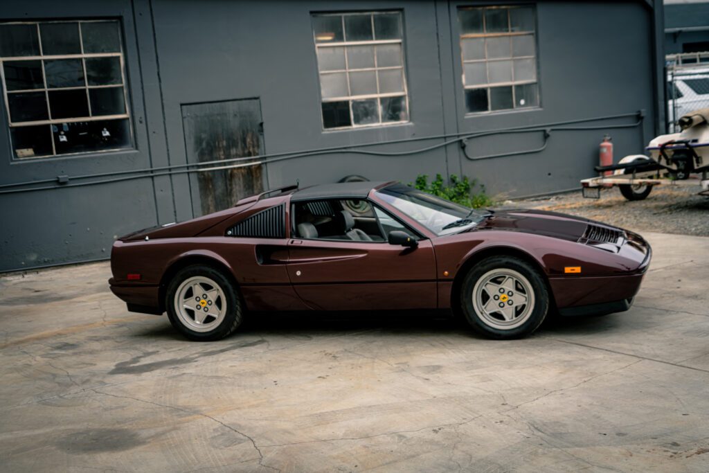 1986 Ferrari 328 GTS #63037 | Exterior View 7