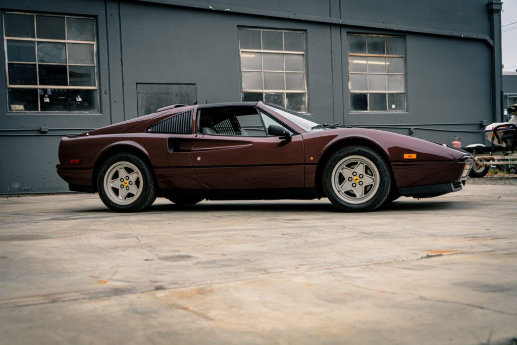 1986 Ferrari 328 GTS #63037 | Exterior View 8