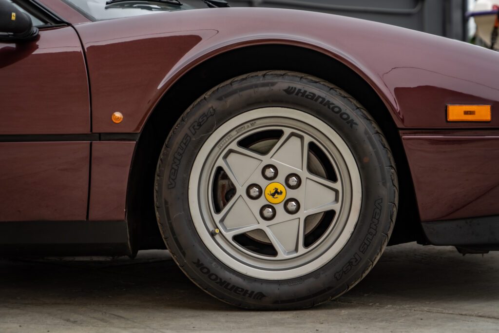 1986 Ferrari 328 GTS #63037 | Exterior View 9