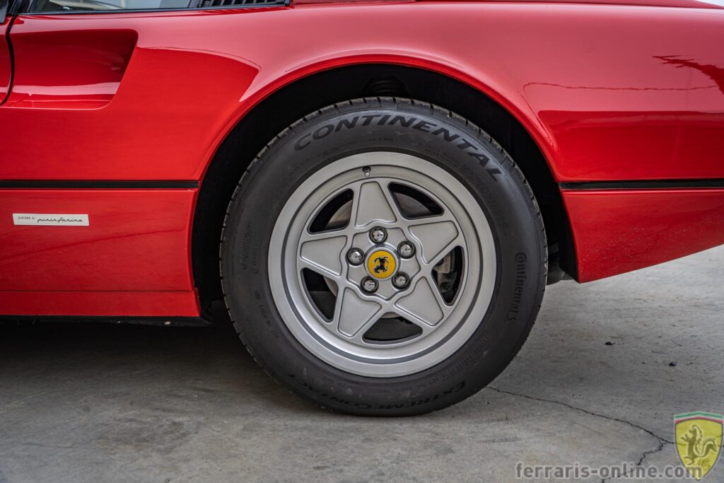 1983 Ferrari 308 GTB QV #46501 | Exterior View 7