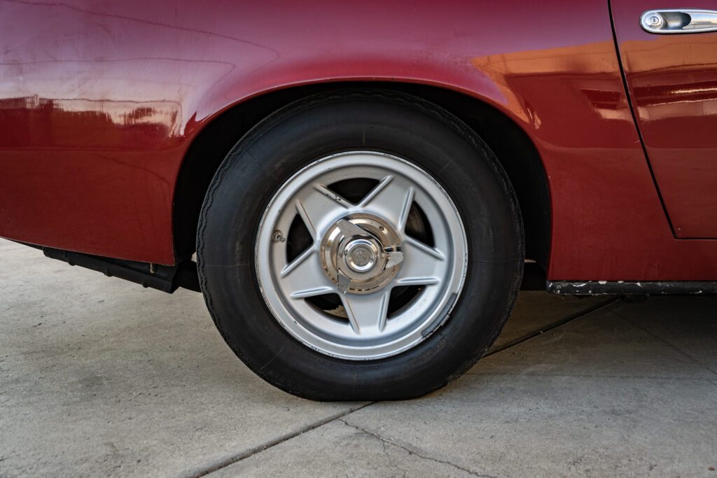 1972 Ferrari 365 GTC/4 #15789 | Exterior View 4