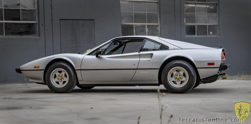 1978 Ferrari 308 GTB #25677 | Exterior View 4