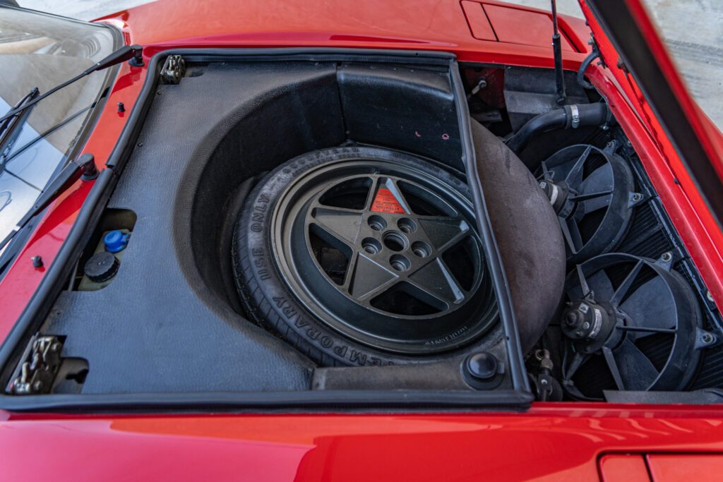 1987 Ferrari 328 GTS #70695 | Exterior View 17