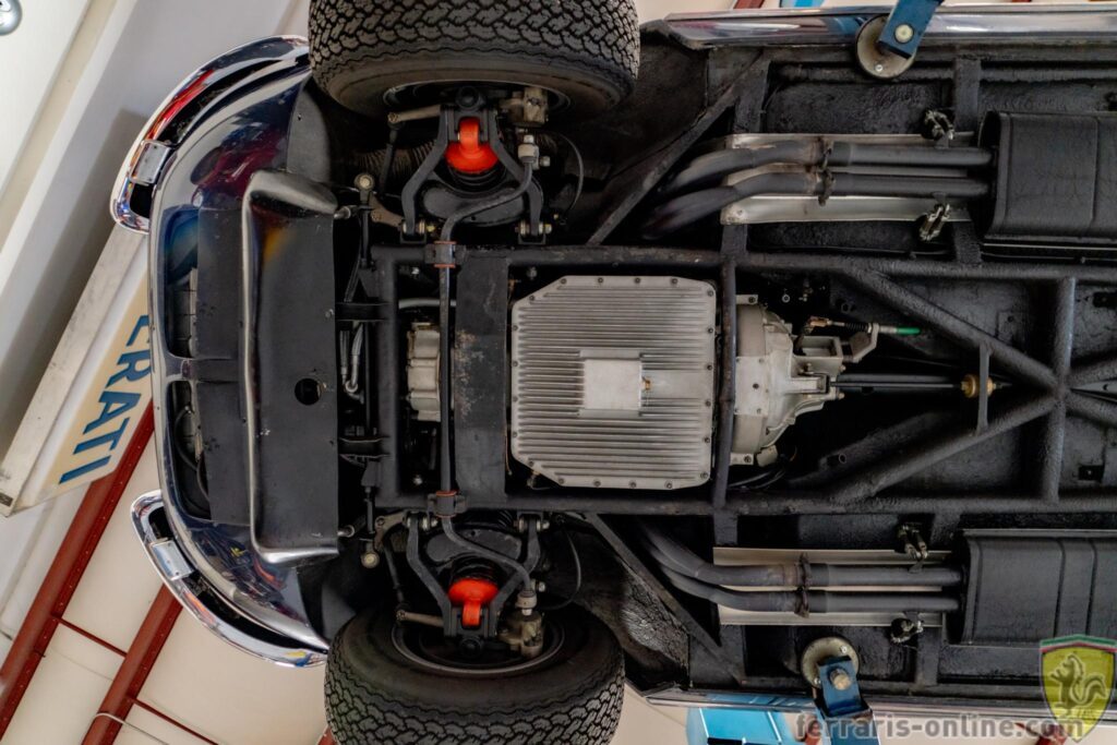 1969 Ferrari 365 GTC #12105 | Exterior View 62
