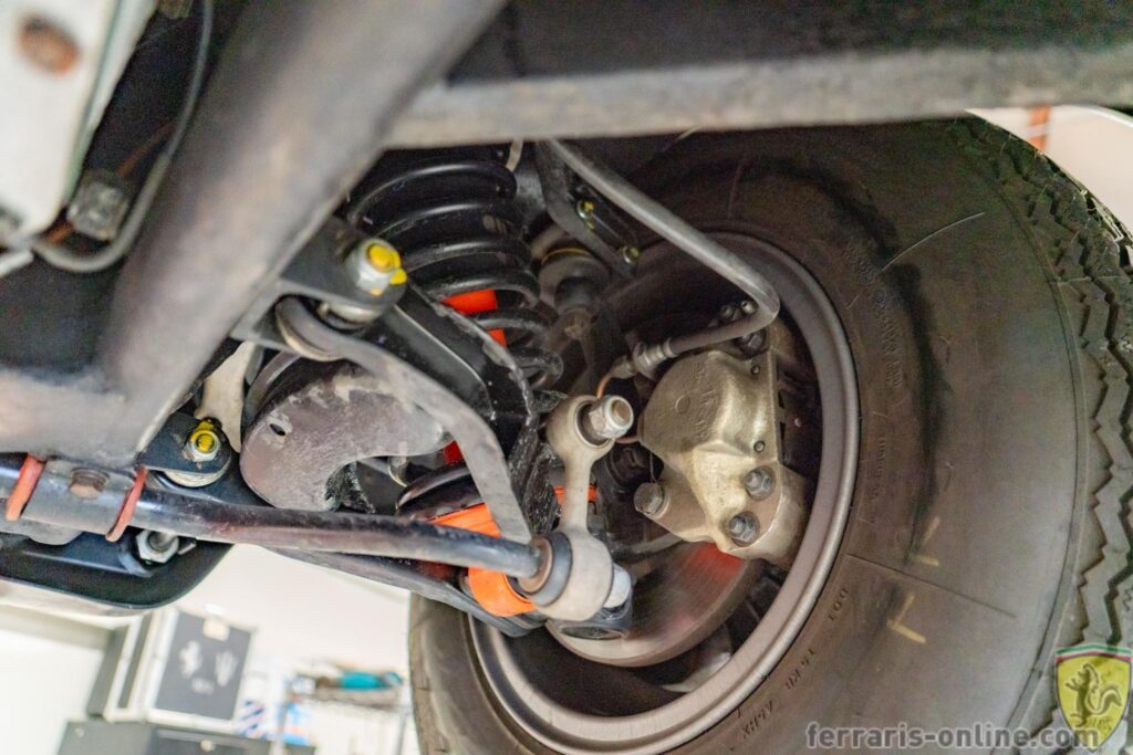 1969 Ferrari 365 GTC #12105 | Exterior View 4