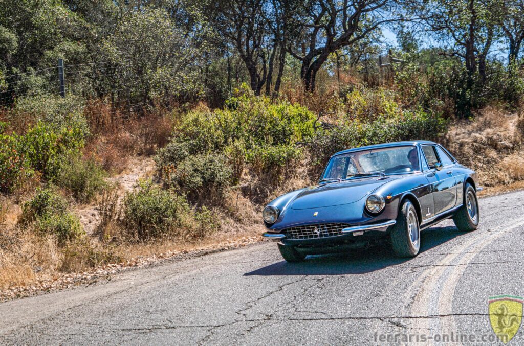 1969 Ferrari 365 GTC #12105 | Exterior View 18