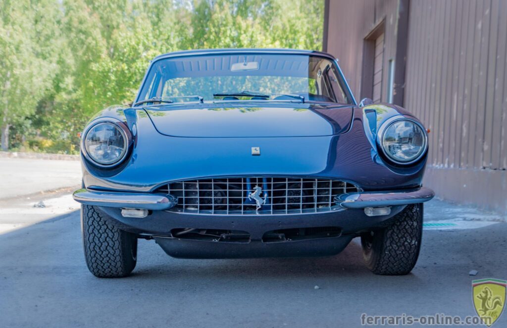 1969 Ferrari 365 GTC #12105 | Exterior View 28
