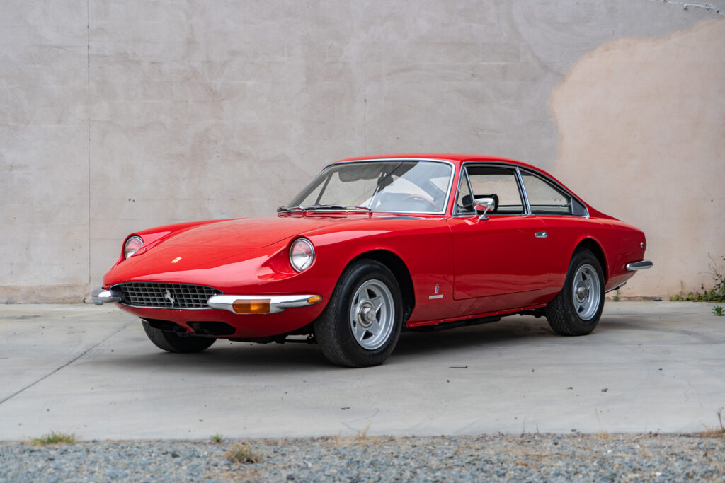 1970 Ferrari 365 GT 2+2 #13049 | Exterior View 13