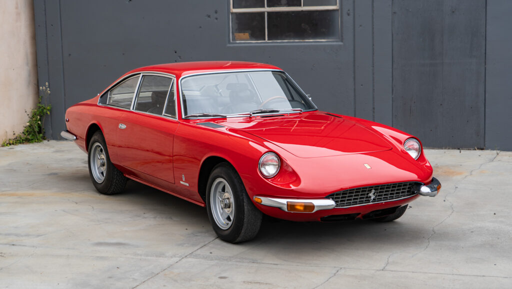 1970 Ferrari 365 GT 2+2 #13049 | Exterior View 16
