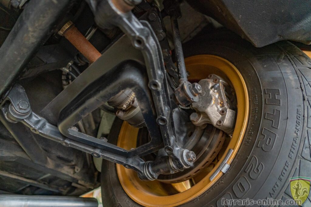 1972 Ferrari 365 GTB/4C Daytona Comp conversion #15241 | Exterior View 46