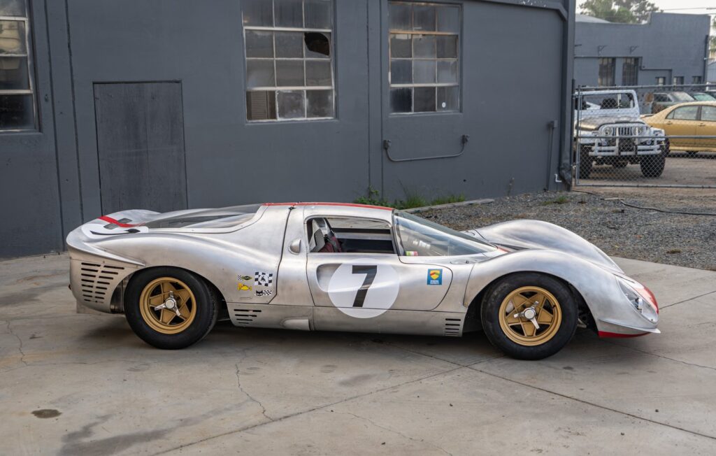 1967 Ferrari 412P Berlinetta Tribute #9866 | Exterior View 11