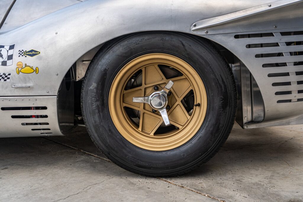 1967 Ferrari 412P Berlinetta Tribute #9866 | Exterior View 15