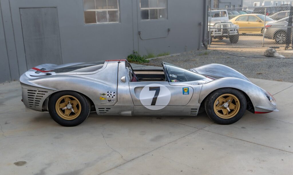 1967 Ferrari 412P Berlinetta Tribute #9866 | Exterior View 37