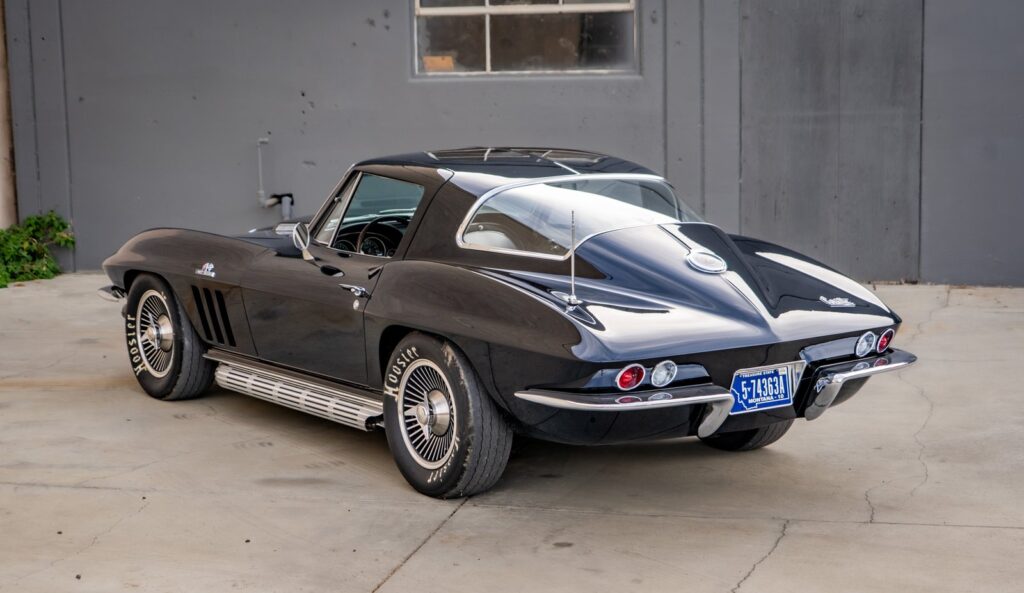 1966 Chevrolet Corvette 427 Stingray #113318 | Exterior View 8