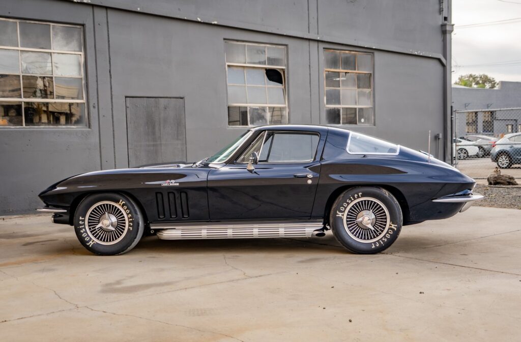 1966 Chevrolet Corvette 427 Stingray #113318 | Exterior View 11