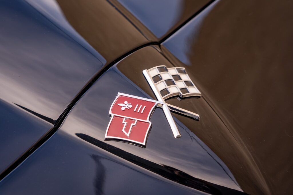 1966 Chevrolet Corvette 427 Stingray #113318 | Exterior View 17