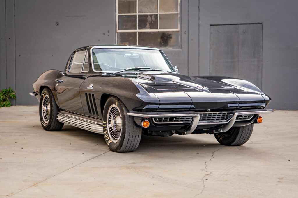 1966 Chevrolet Corvette 427 Stingray #113318 | Exterior View 36