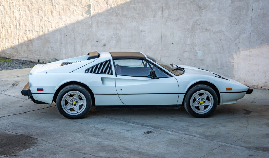 1985 Ferrari 308 GTS QV #54617 | Exterior View 24