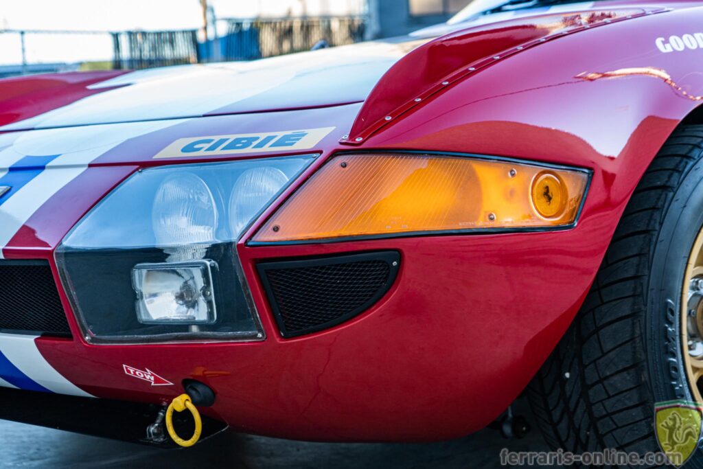 1972 Ferrari 365 GTB/4C Daytona Comp conversion #15241 | Exterior View 33