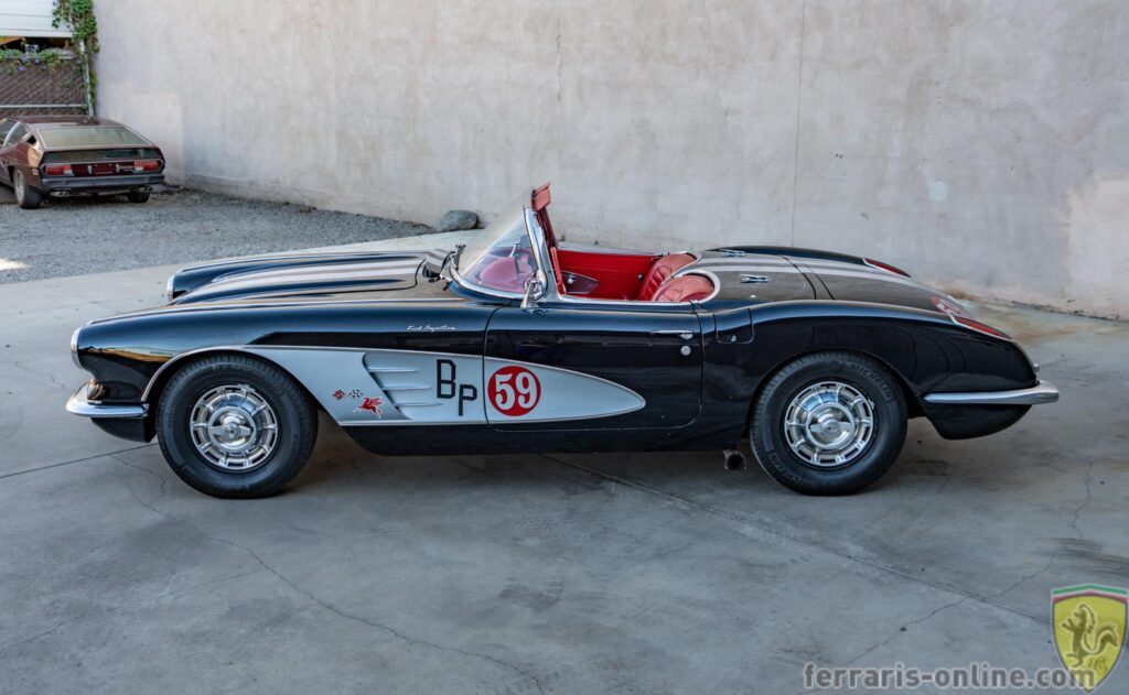 1959 Chevrolet Corvette #02889 | Exterior View 1