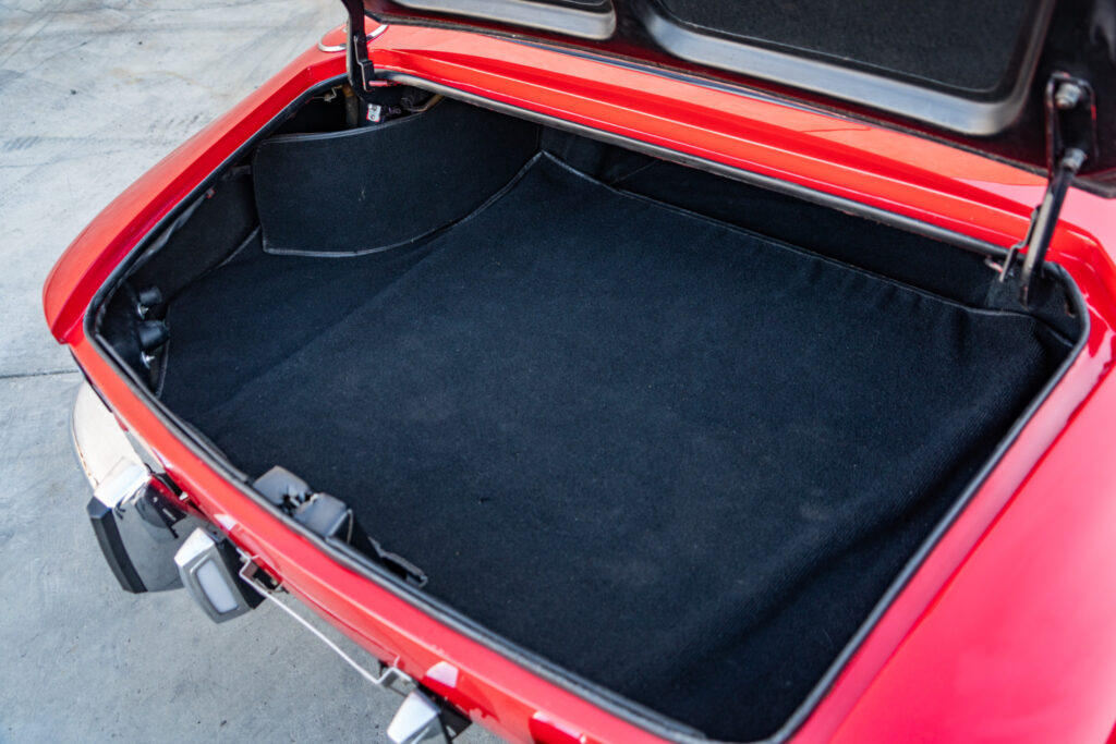 1967 Ferrari 330 GTC #9393 | Exterior View 3
