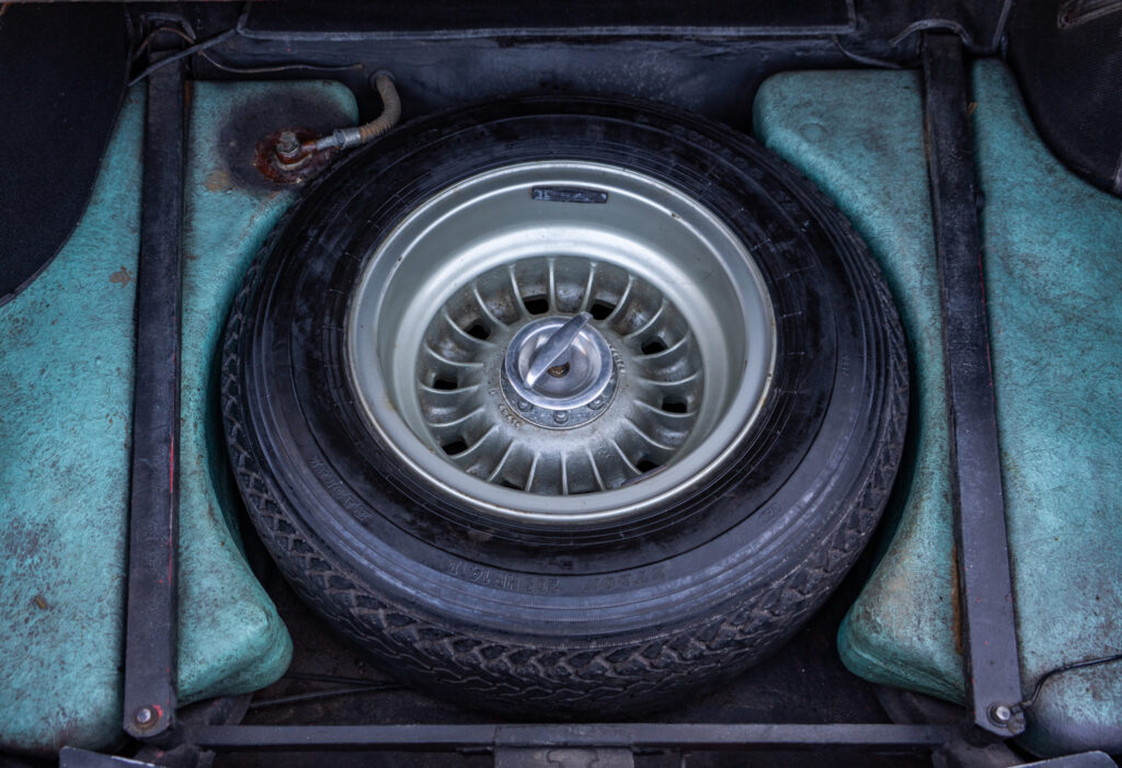 1967 Ferrari 330 GTC #9393 | Exterior View 6
