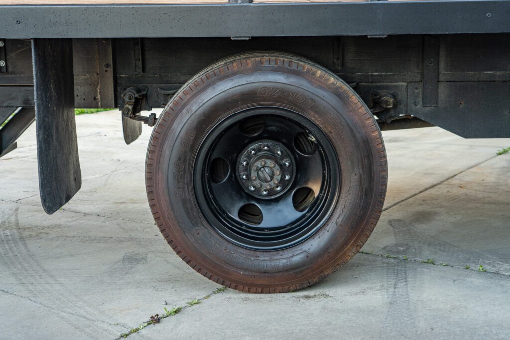 1946 Chevy 6400 two-ton flatbed truck #6PWA6530 | Exterior View 31