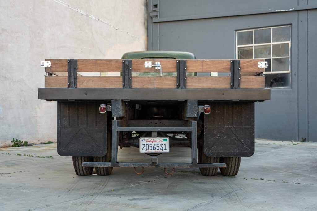 1946 Chevy 6400 two-ton flatbed truck #6PWA6530 | Exterior View 6