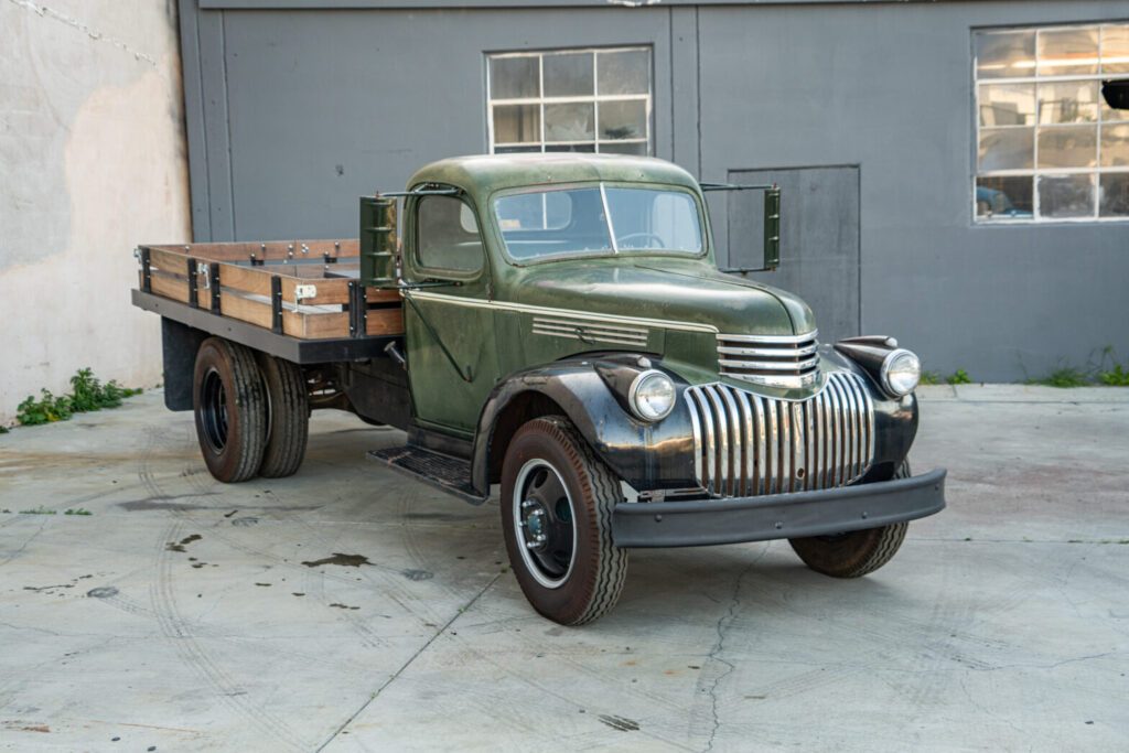 1946 Chevy 6400 two-ton flatbed truck #6PWA6530
