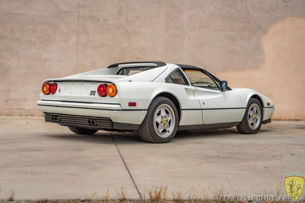 1989 Ferrari 328 GTS #79212 | Exterior View 1