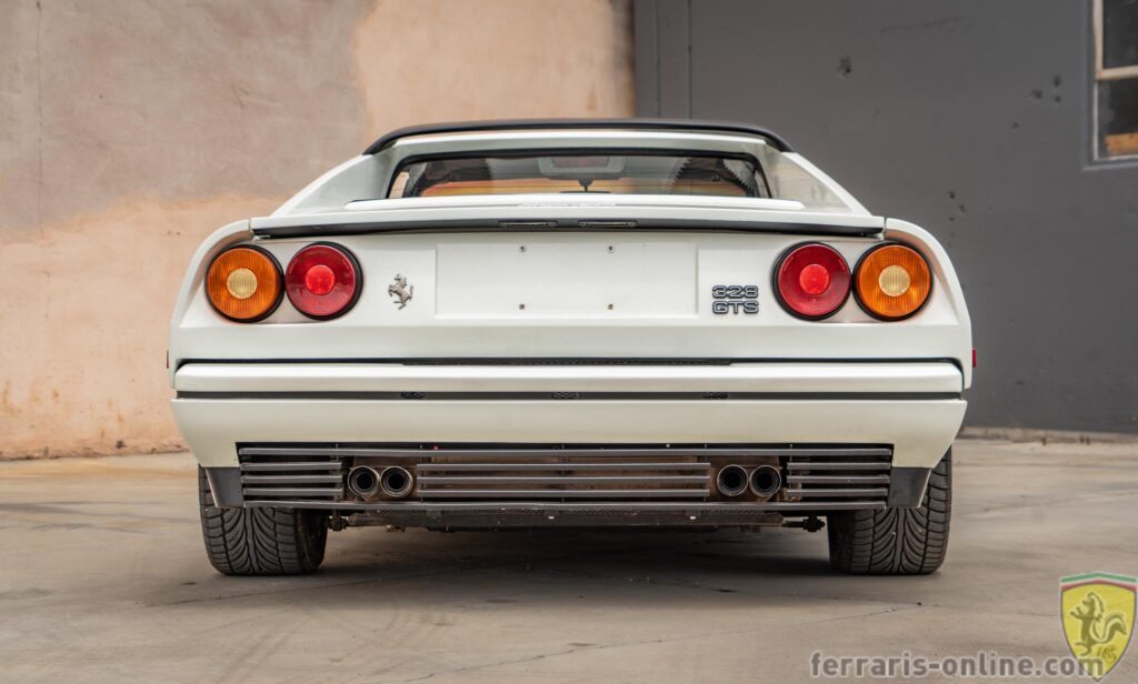 1989 Ferrari 328 GTS #79212 | Exterior View 3