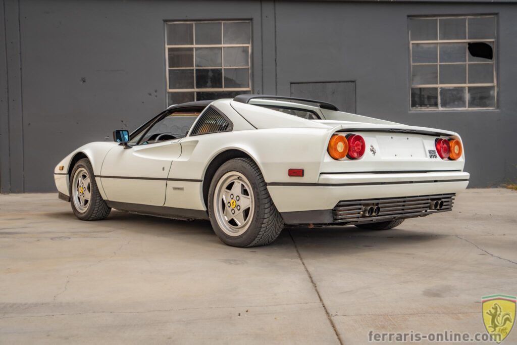 1989 Ferrari 328 GTS #79212 | Exterior View 5