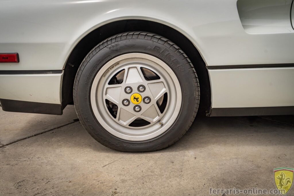 1989 Ferrari 328 GTS #79212 | Exterior View 10