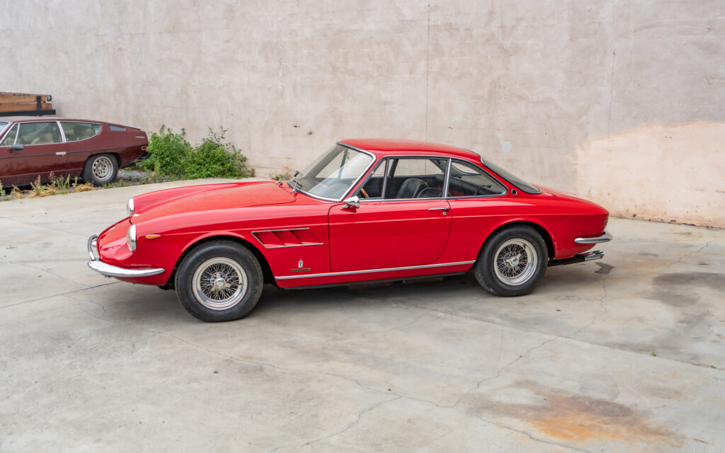 1967 Ferrari 330 GTC #9393 | Exterior View 29