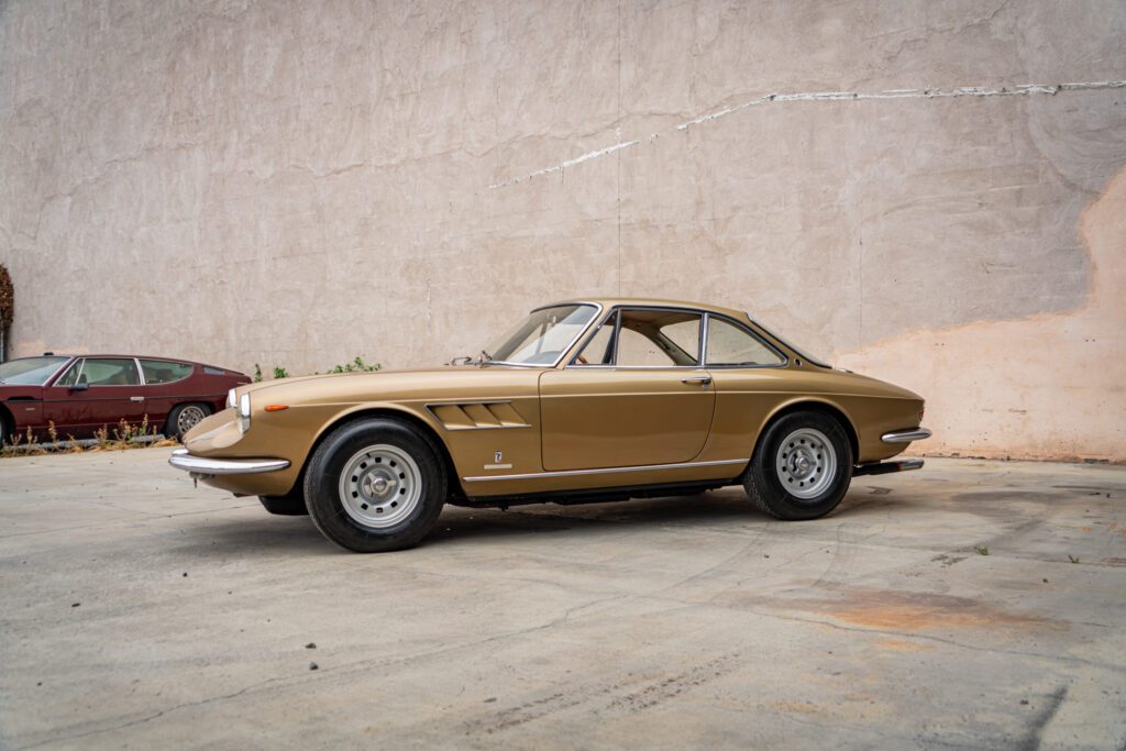 1967 Ferrari 330 GTC #10513 | Exterior View 6