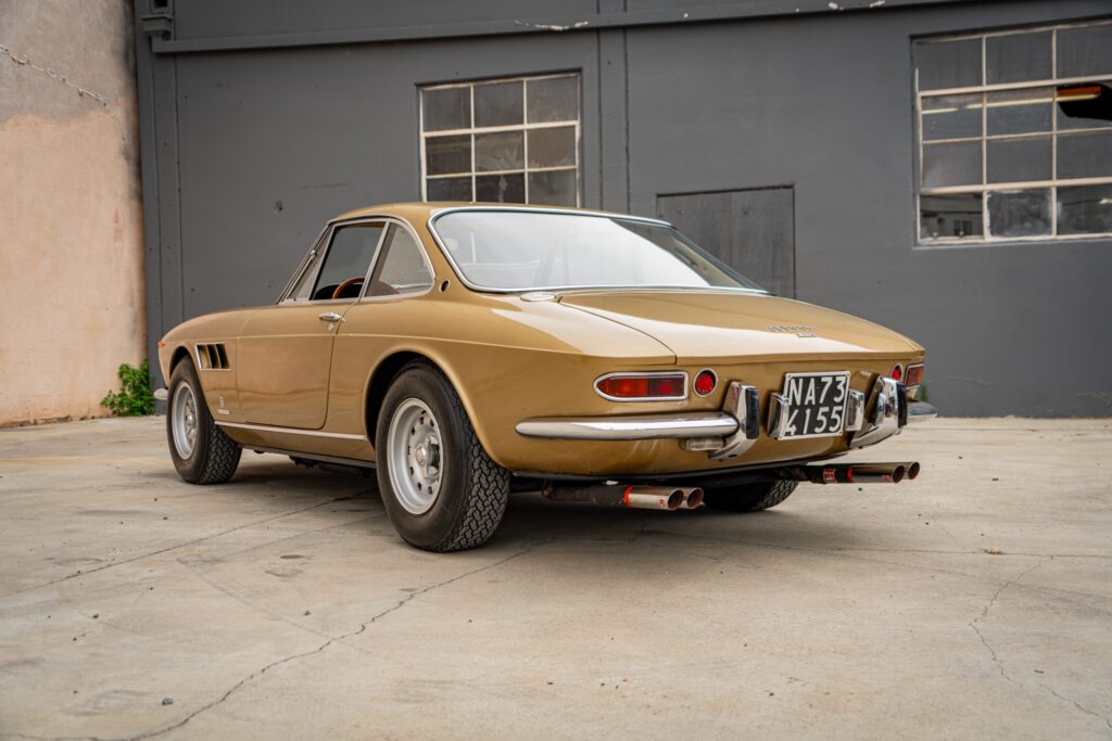 1967 Ferrari 330 GTC #10513 | Exterior View 24