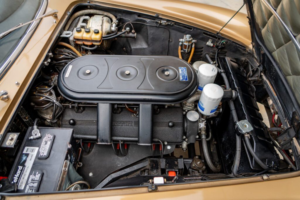 1967 Ferrari 330 GTC #10513 | Exterior View 31
