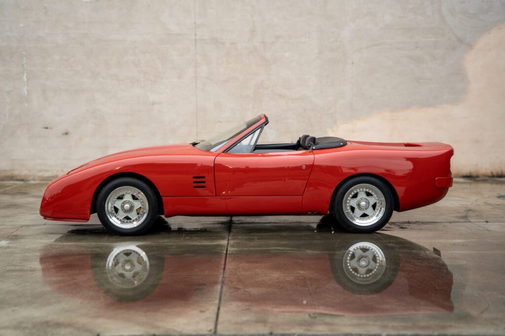 1969 Ferrari 365 NART Speciale Spyder #12611GT | Exterior View 12