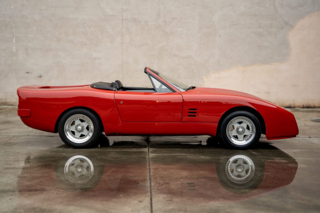 1969 Ferrari 365 NART Speciale Spyder #12611GT | Exterior View 19