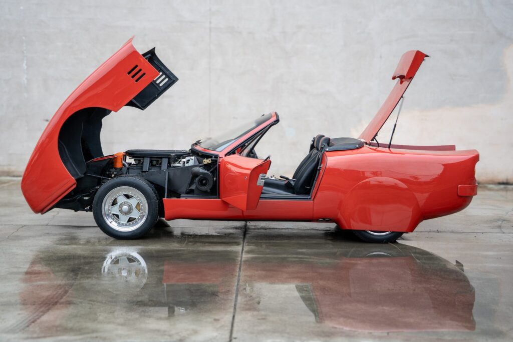 1969 Ferrari 365 NART Speciale Spyder #12611GT | Exterior View 43